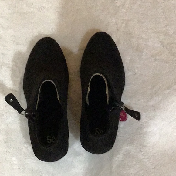 SO Angelfish Faux Suede Ankle Boots - Picture 9 of 12